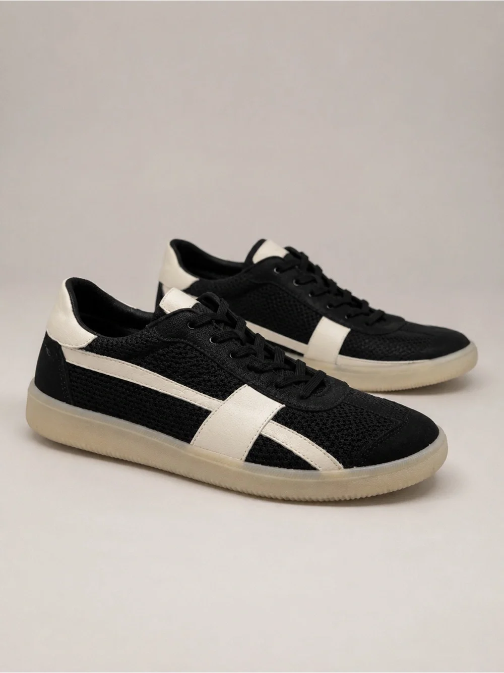 Eileen Fisher Black and White Knit Suede Sneakers 8.5